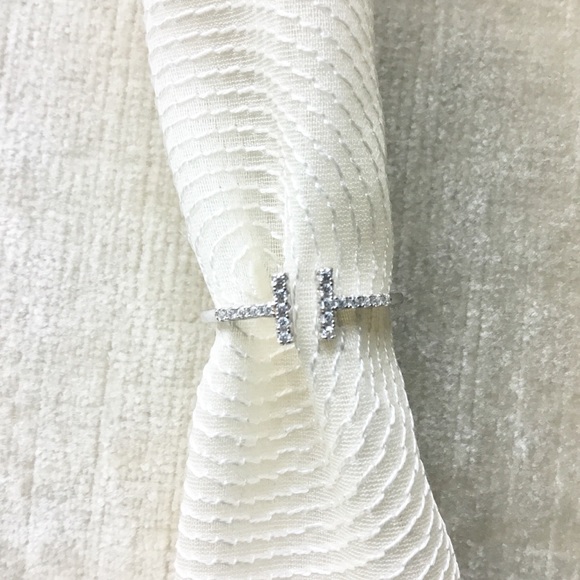 925 sterling Silver Ring CZ open top T initial - Picture 4 of 8